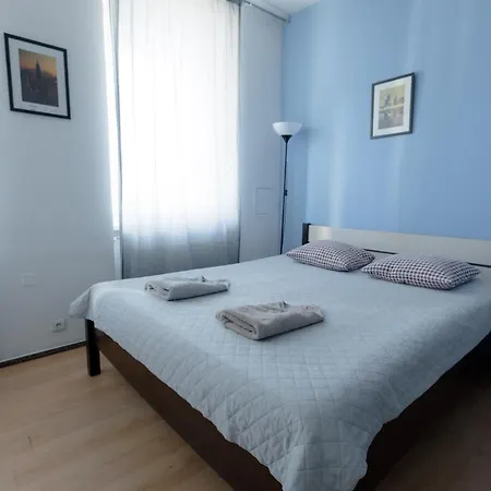 Hidden Peak - Guestrooms منزل للإقامة *