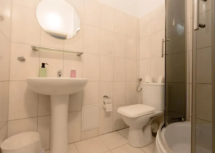 Hidden Peak - Guestrooms Warsaw